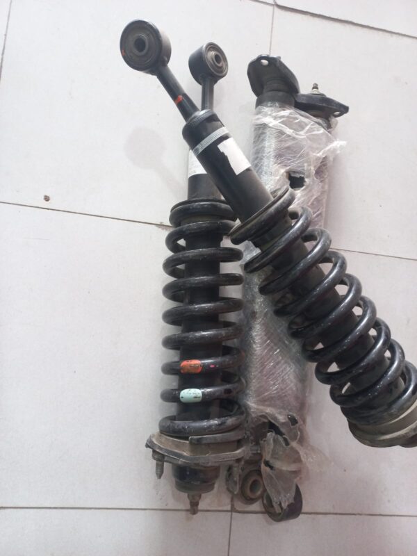 shock absorber for Fortuner, Legendre, Prado - Image 2
