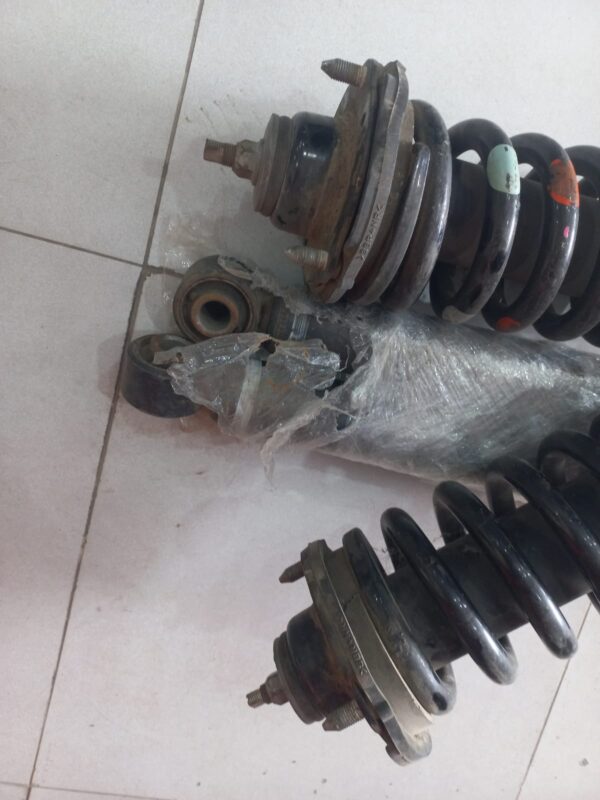shock absorber for Fortuner, Legendre, Prado - Image 3